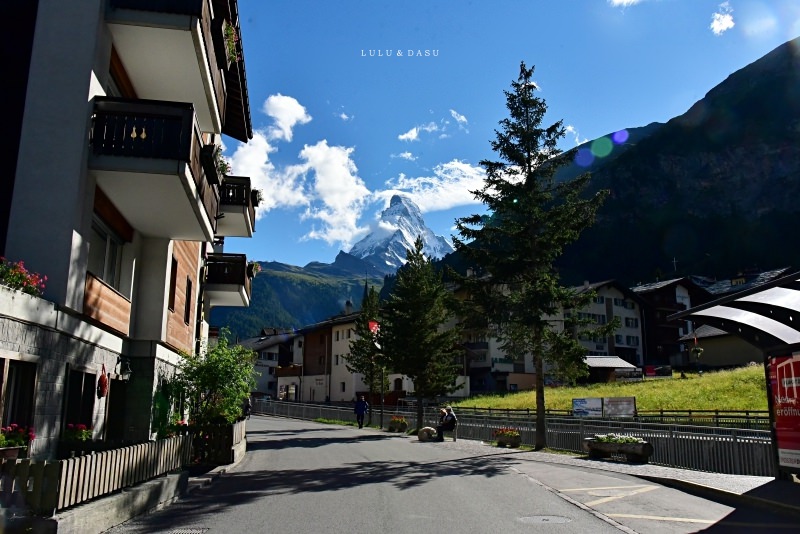 瑞士策馬特行程景點路線懶人包｜冰川天堂 五湖健行 景色超美的3100景觀飯店三條上山玩耍路線·交通住宿總整理