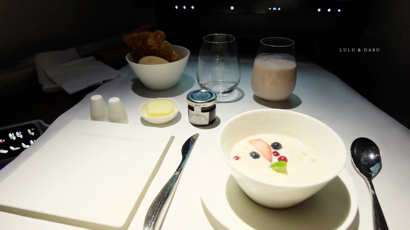 卡達商務艙｜Qatar Airways Business Class｜都柏林-台北 吃好睡好超級享受的飛行旅途