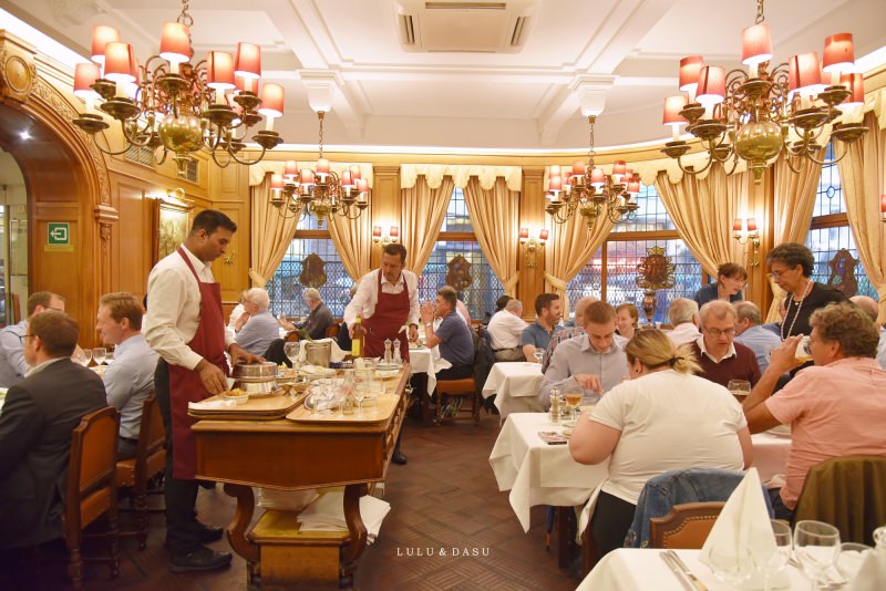 布魯塞爾美食餐廳推薦｜老字號淡菜餐廳 Aux Armes De Bruxelles 令人難忘的美味淡菜