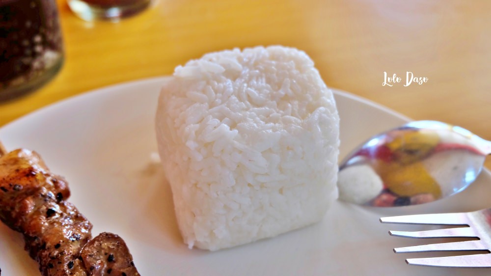 菲律賓美食｜長灘島平價餐廳・插旗菲律賓連鎖烤雞店Andok’s