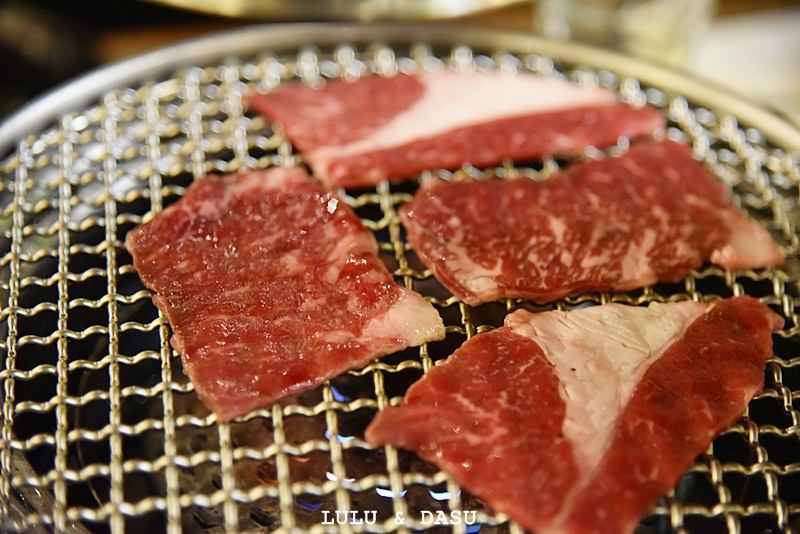 牧島燒肉推薦東區燒烤新菜單和牛好吃海鮮也好吃