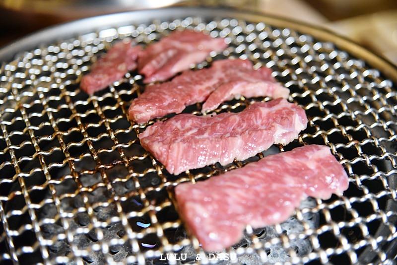 牧島燒肉推薦東區燒烤新菜單和牛好吃海鮮也好吃