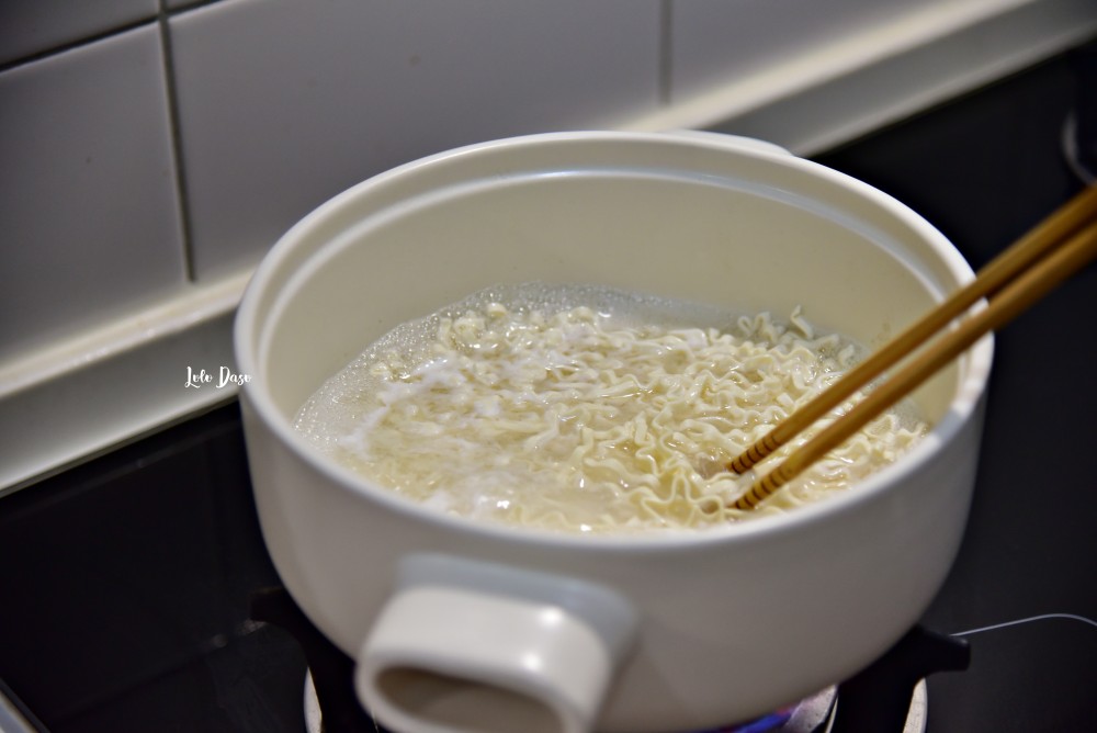 拌麵食譜｜古早味家常拌麵：一筷子 香辣麻醬＆家鄉油蔥超推薦·狂熱愛他們的辣油呀！