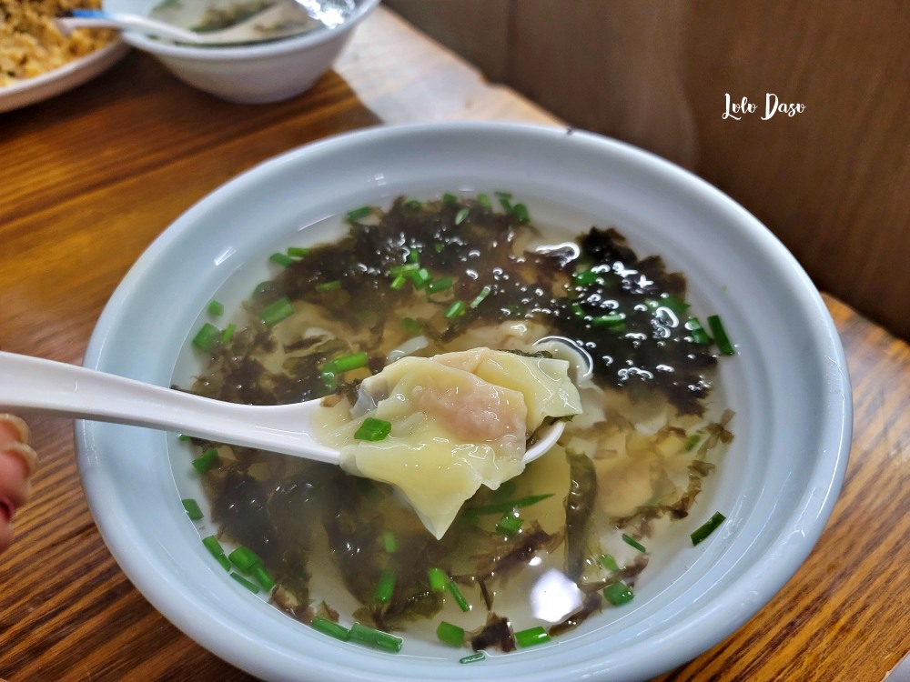 杭州濱江區美食｜大餅油條：手工炒麵無敵美味・蔥燒餅梅乾肉燒餅前軟厚脆 讓人一吃停不下來呀！