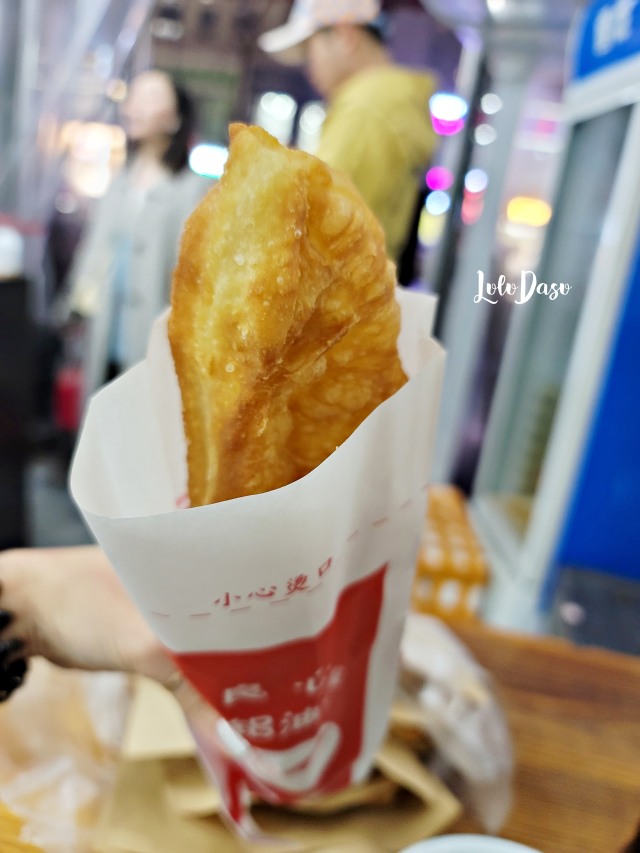 杭州濱江區美食｜大餅油條：手工炒麵無敵美味・蔥燒餅梅乾肉燒餅前軟厚脆 讓人一吃停不下來呀！