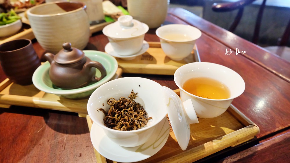 杭州探店｜青藤茶館：杭州茶館文化・慢慢喝喝茶｜五個小時茶點任意點的悠哉時光