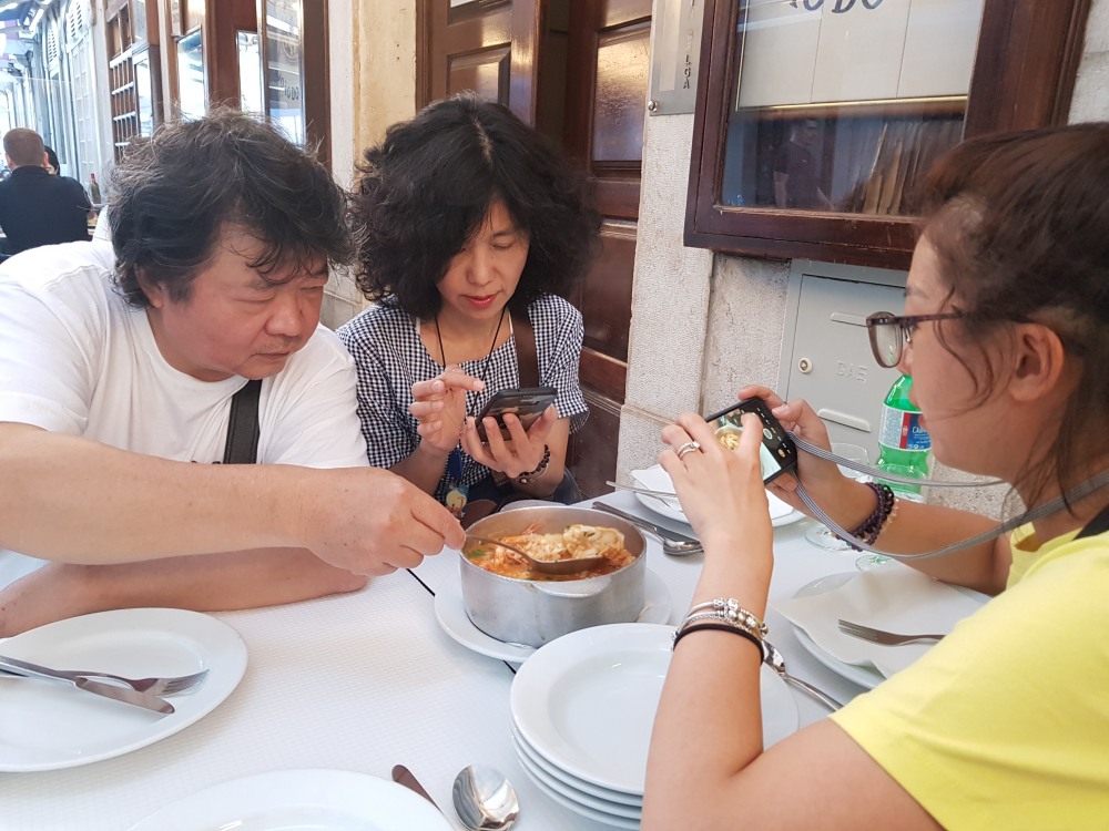 食譜｜葡式海鮮飯・不只有西班牙海鮮飯好吃，葡式一樣美味唷！