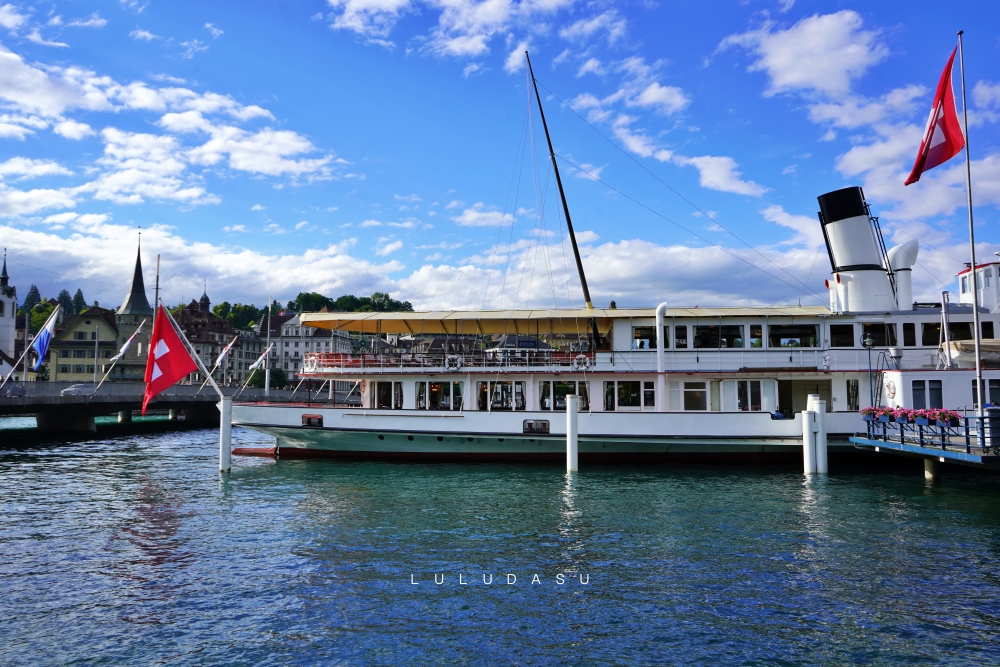 瑞士琉森Luzern超推薦遊湖行程＆湖輪晚餐｜瑞士旅遊通行證SwissTravelPass免費搭船