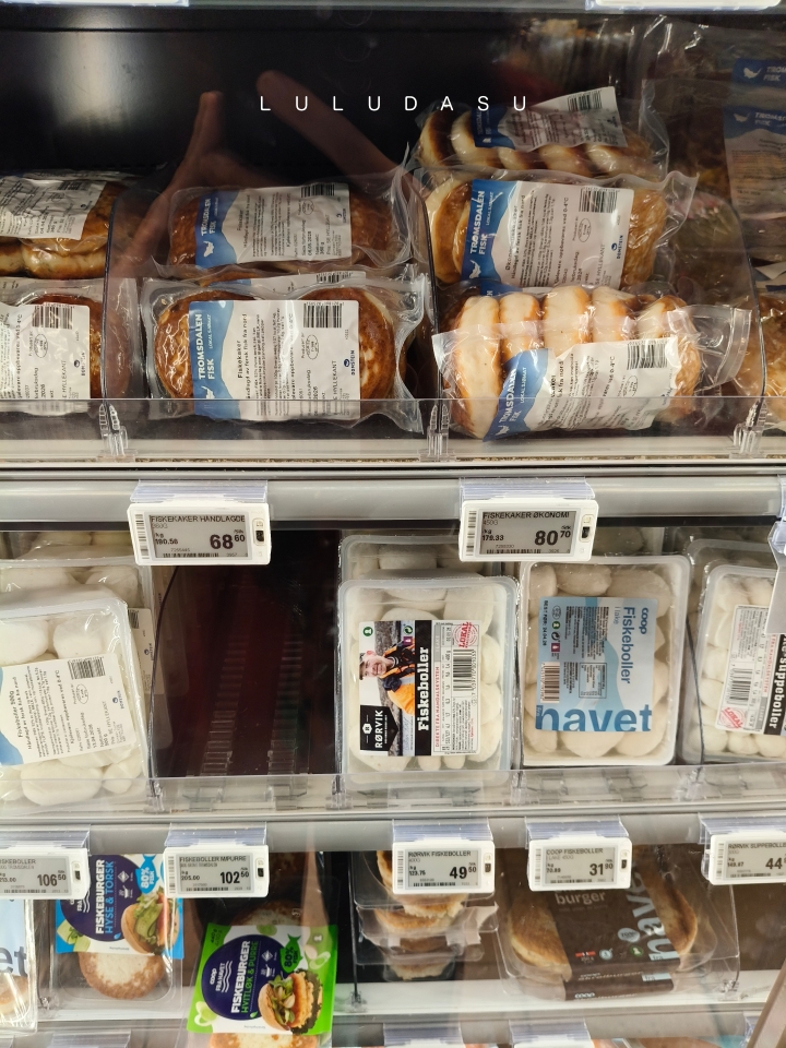 挪威自由行必買｜超市購物攻略：旅行自己煮都買哪些食材與零食呢？超市必買零食、咖啡、魚子醬、伴手禮完整攻略
